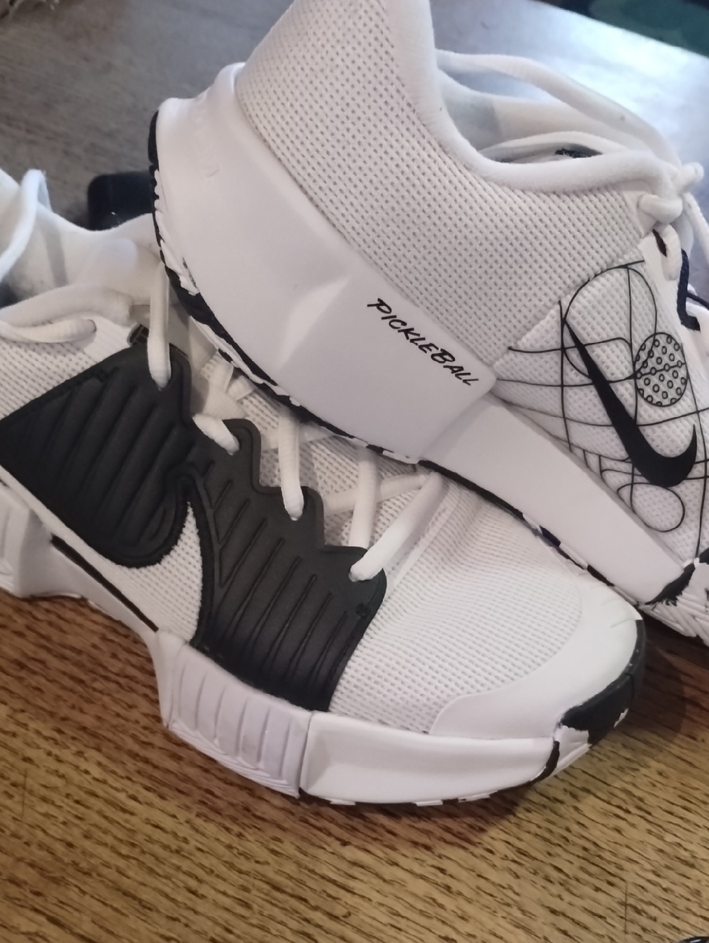 Nike White and Black Pickleball Athletic Shoes